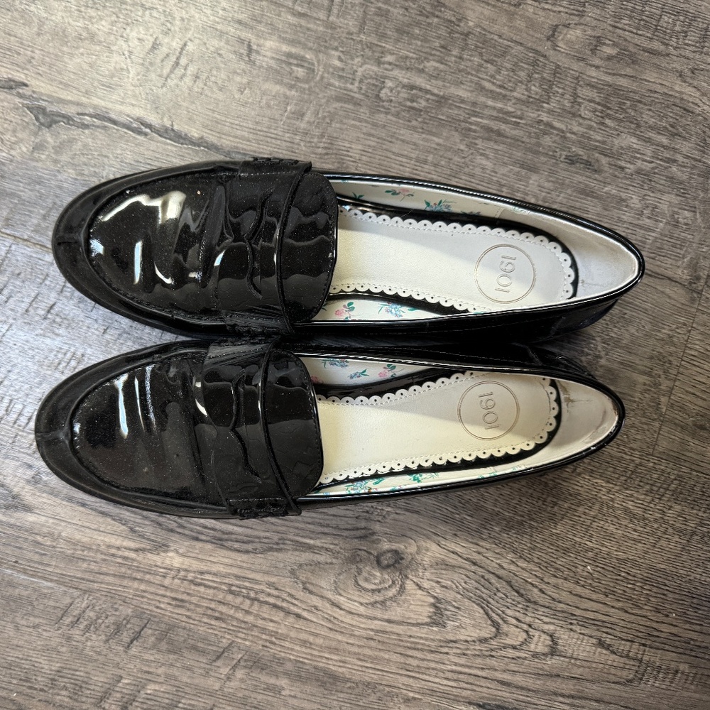 1909 Women's Black loafer mules